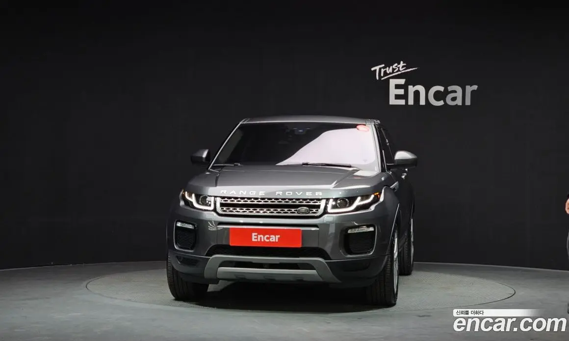 Land Rover Range Rover Evoque 2018 2.0 автомат (гидро), фото 3