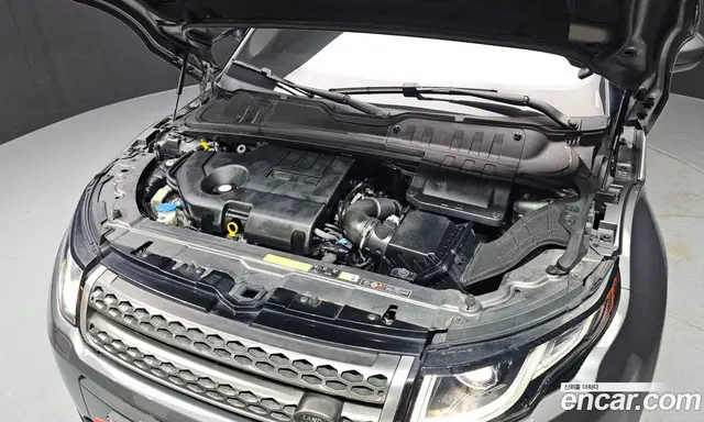 Land Rover Range Rover Evoque 2018 2.0 автомат (гидро), миниатюра 6