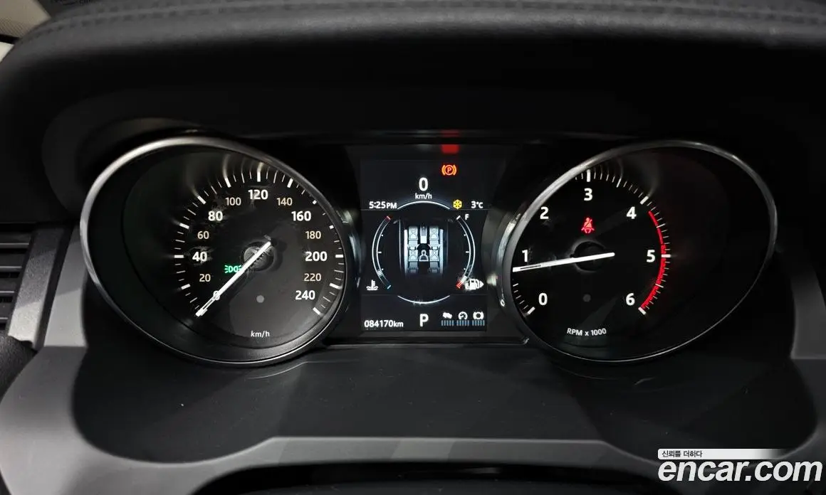 Land Rover Range Rover Evoque 2018 2.0 автомат (гидро), фото 8