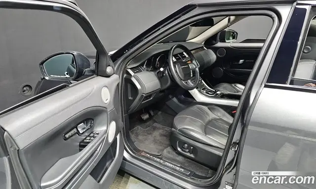 Land Rover Range Rover Evoque 2018 2.0 автомат (гидро), миниатюра 10