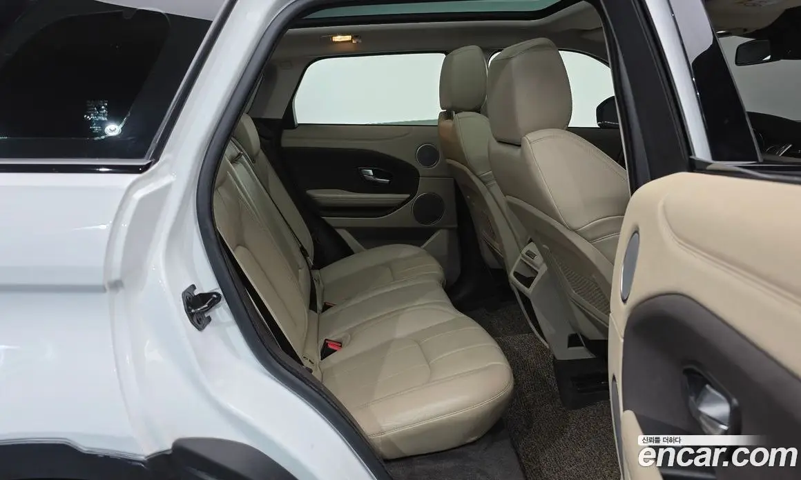 Land Rover Range Rover Evoque 2018 2.0 автомат (гидро), фото 11 Land Rover Range Rover Evoque 2018 2.0 автомат (гидро), фото 11