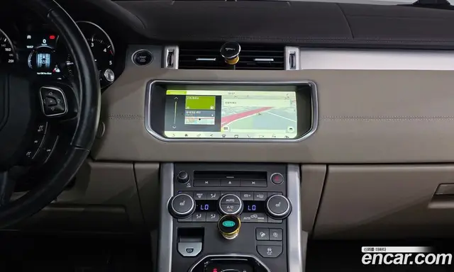 Land Rover Range Rover Evoque 2018 2.0 автомат (гидро), миниатюра 12