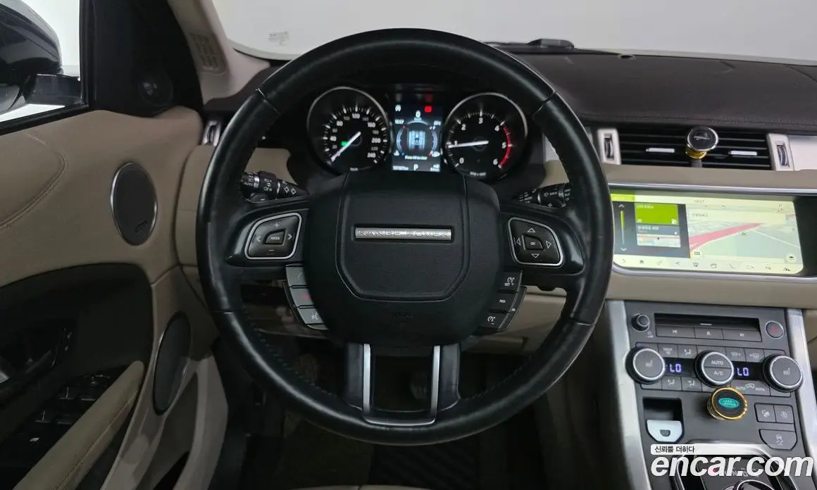 Land Rover Range Rover Evoque 2018 2.0 автомат (гидро), фото 13 Land Rover Range Rover Evoque 2018 2.0 автомат (гидро), фото 13