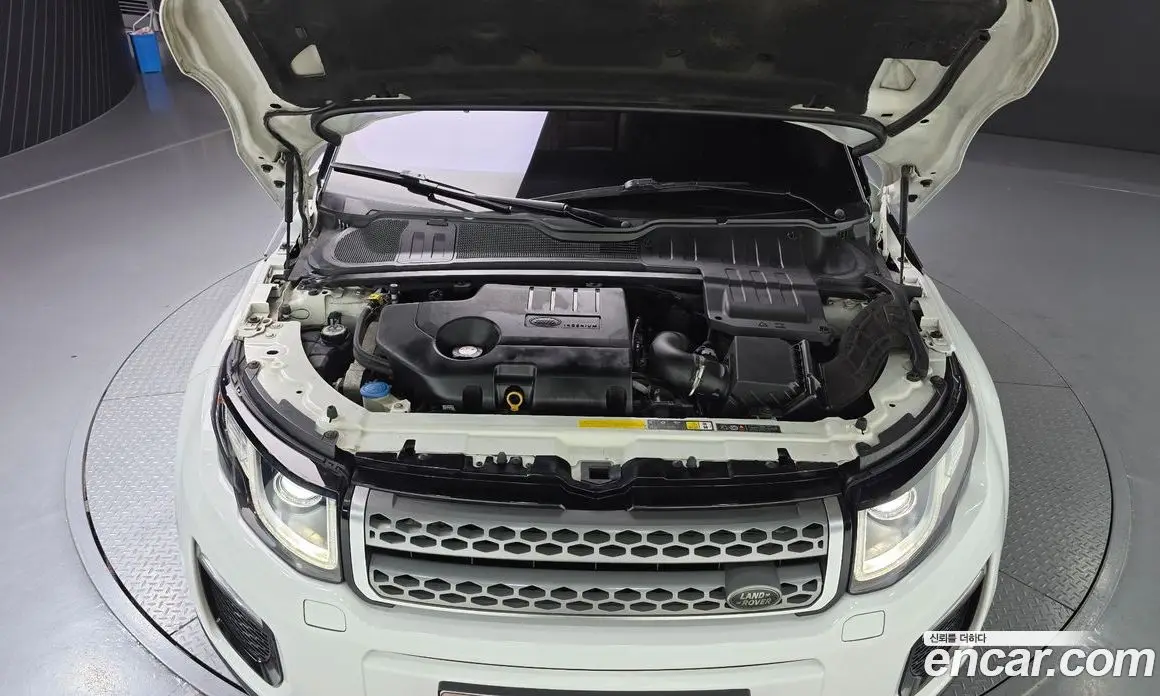 Land Rover Range Rover Evoque 2018 2.0 автомат (гидро), фото 6 Land Rover Range Rover Evoque 2018 2.0 автомат (гидро), фото 6