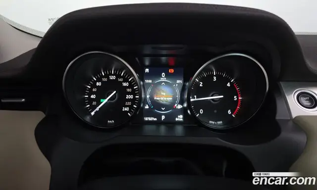Land Rover Range Rover Evoque 2018 2.0 автомат (гидро), миниатюра 8 Land Rover Range Rover Evoque 2018 2.0 автомат (гидро), миниатюра 8