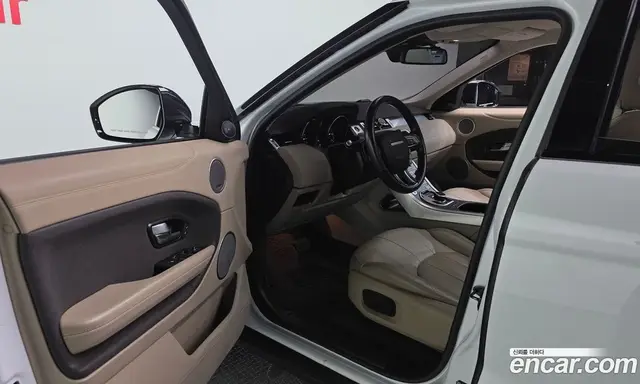 Land Rover Range Rover Evoque 2018 2.0 автомат (гидро), миниатюра 10 Land Rover Range Rover Evoque 2018 2.0 автомат (гидро), миниатюра 10