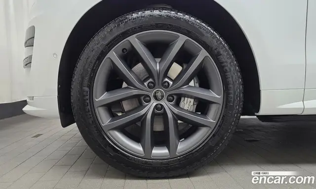 Land Rover Range Rover Sport 2025 3.0 автомат (гидро), миниатюра 5 Land Rover Range Rover Sport 2025 3.0 автомат (гидро), миниатюра 5