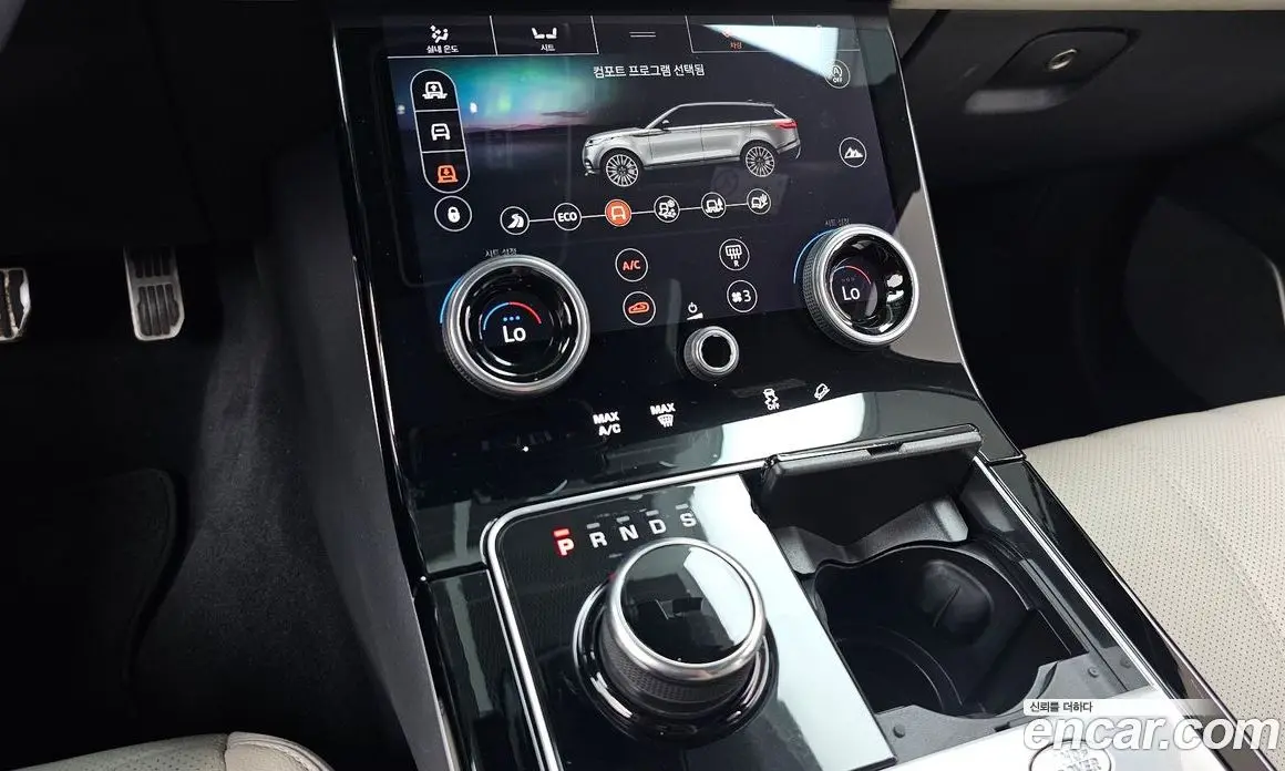 Land Rover Range Rover Velar 2018 3.0 автомат (гидро), фото 12 Land Rover Range Rover Velar 2018 3.0 автомат (гидро), фото 12