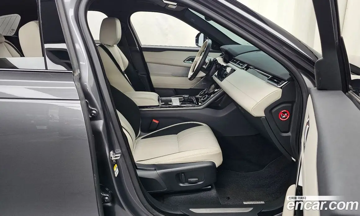 Land Rover Range Rover Velar 2018 3.0 автомат (гидро), фото 17 Land Rover Range Rover Velar 2018 3.0 автомат (гидро), фото 17
