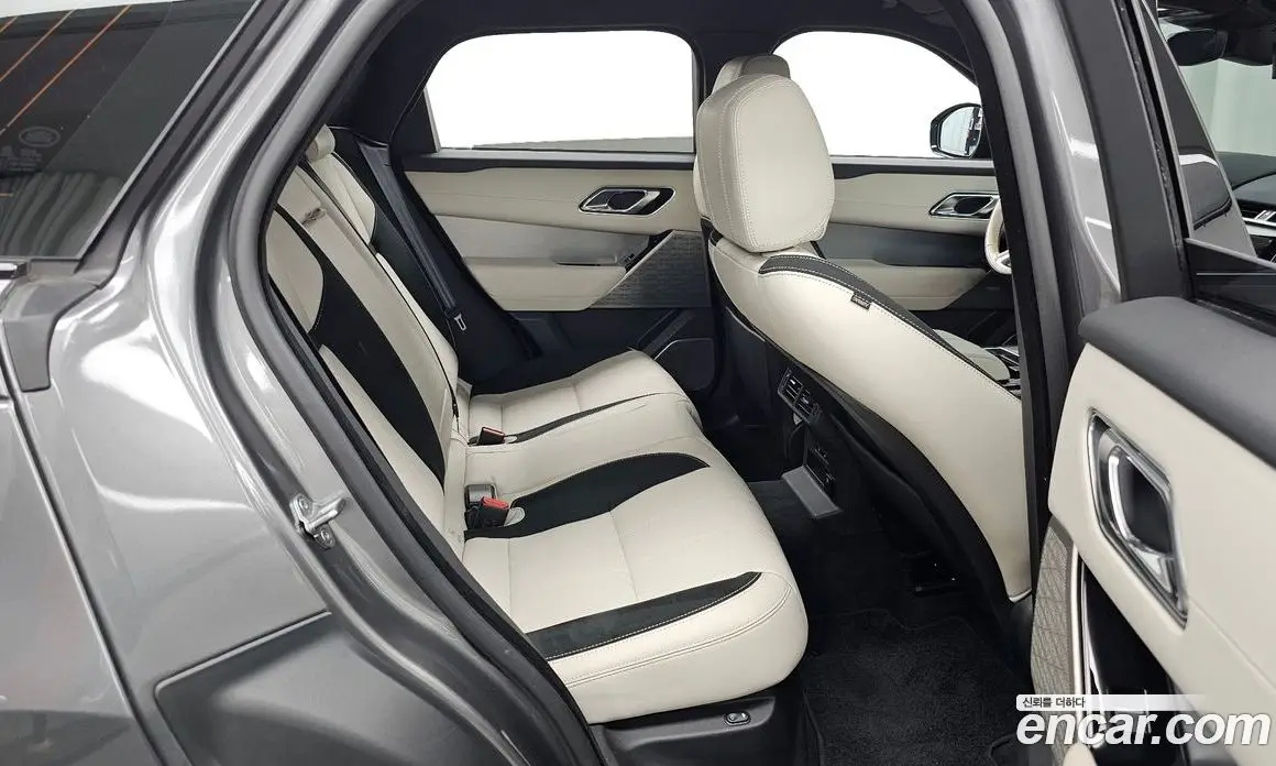 Land Rover Range Rover Velar 2018 3.0 автомат (гидро), фото 18 Land Rover Range Rover Velar 2018 3.0 автомат (гидро), фото 18