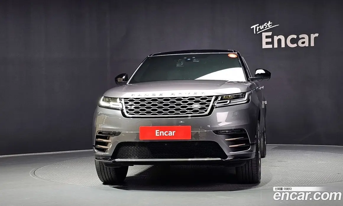 Land Rover Range Rover Velar 2018 3.0 автомат (гидро), фото 3 Land Rover Range Rover Velar 2018 3.0 автомат (гидро), фото 3