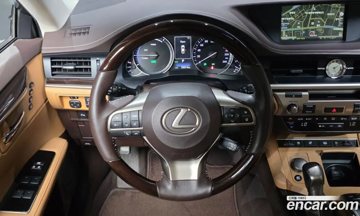 Lexus ES 2017 2.5 автомат (гидро), фото 19 Lexus ES 2017 2.5 автомат (гидро), фото 19