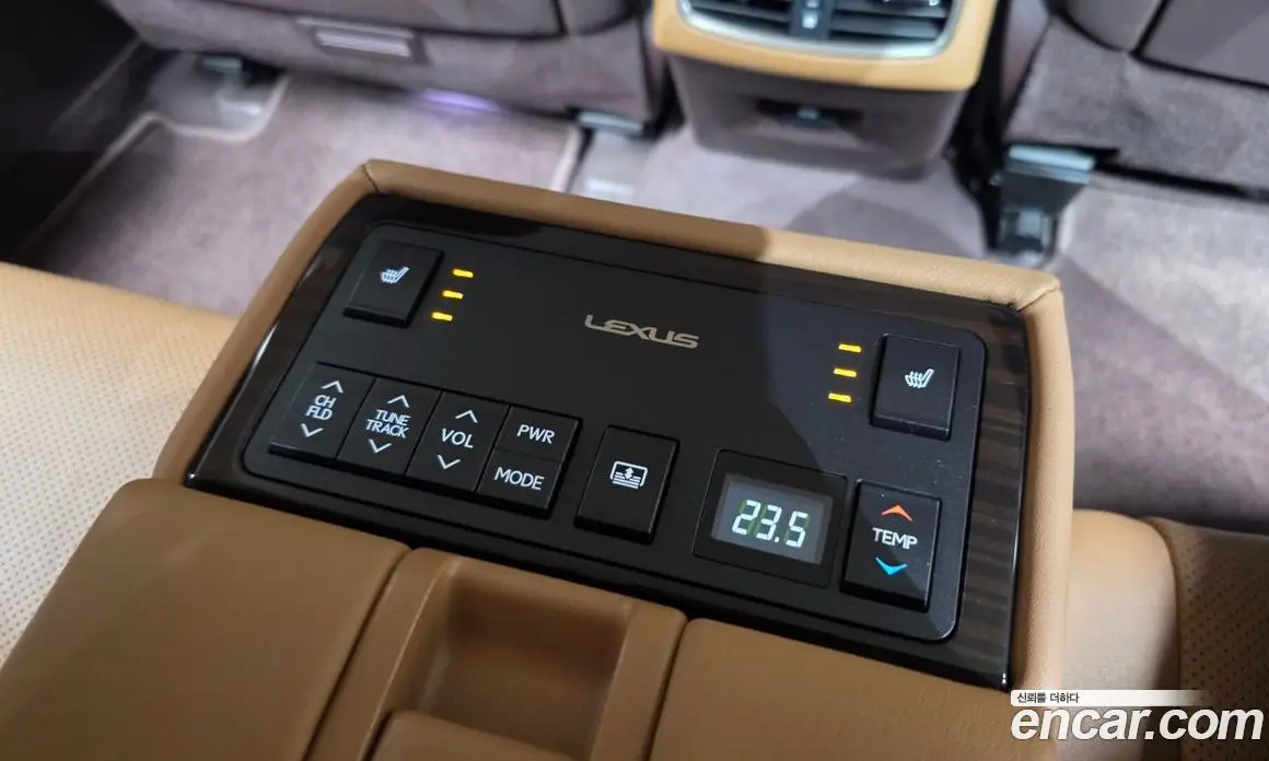 Lexus ES 2017 2.5 автомат (гидро), фото 25 Lexus ES 2017 2.5 автомат (гидро), фото 25