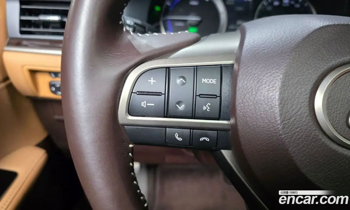 Lexus ES 2017 2.5 автомат (гидро), фото 27 Lexus ES 2017 2.5 автомат (гидро), фото 27