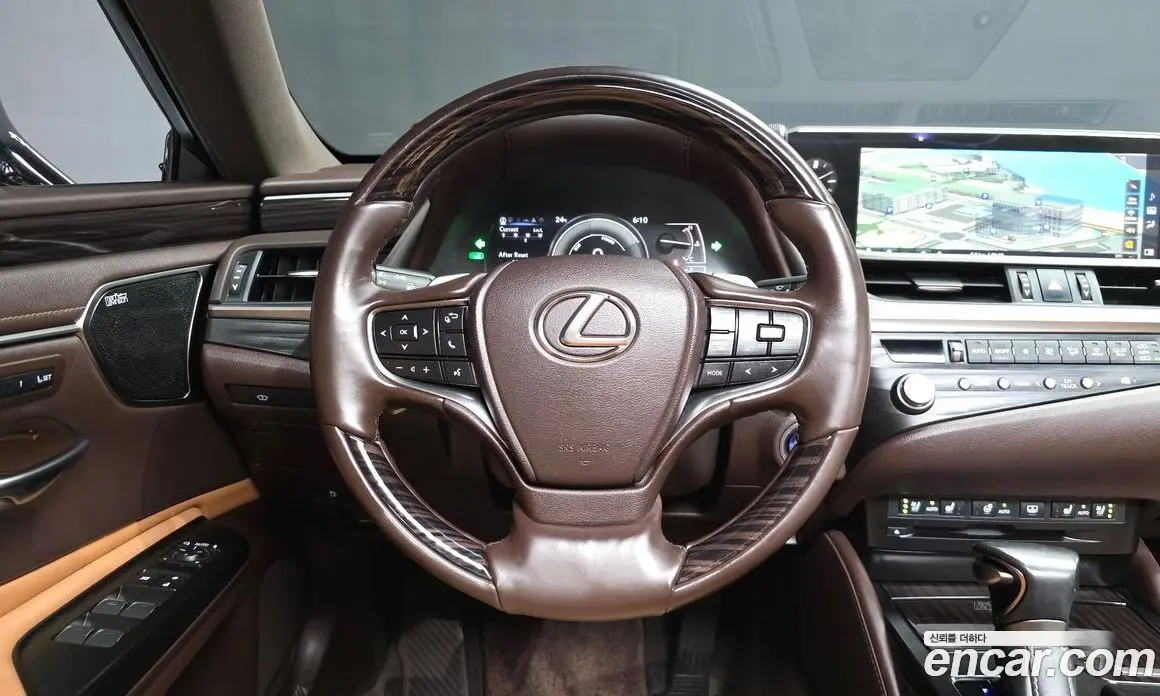 Lexus ES 2021 2.5 автомат (гидро), фото 19 Lexus ES 2021 2.5 автомат (гидро), фото 19
