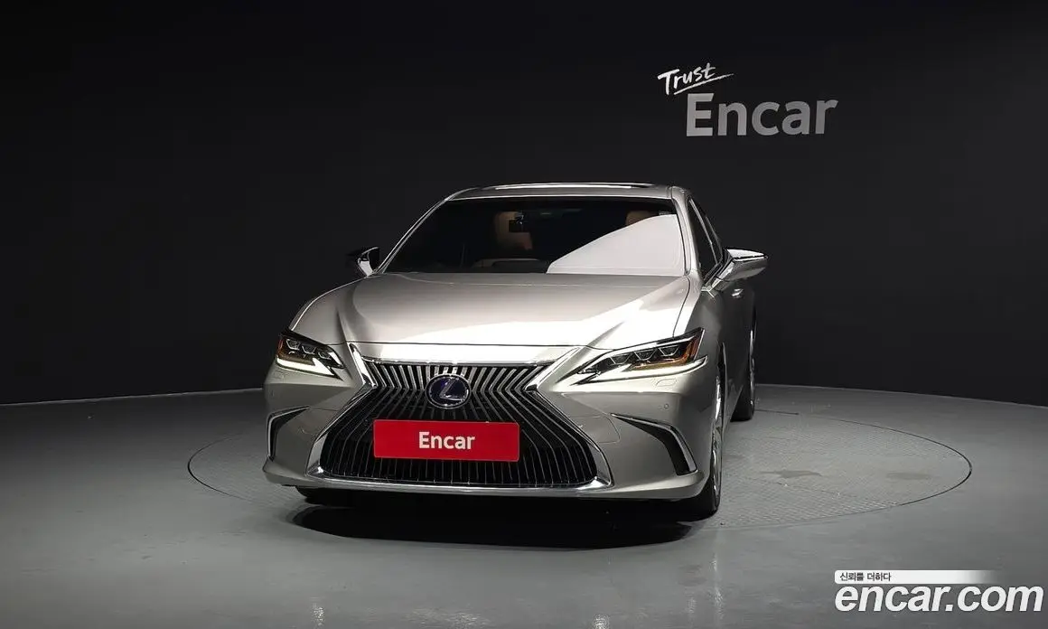 Lexus ES 2021 2.5 автомат (гидро), фото 3 Lexus ES 2021 2.5 автомат (гидро), фото 3