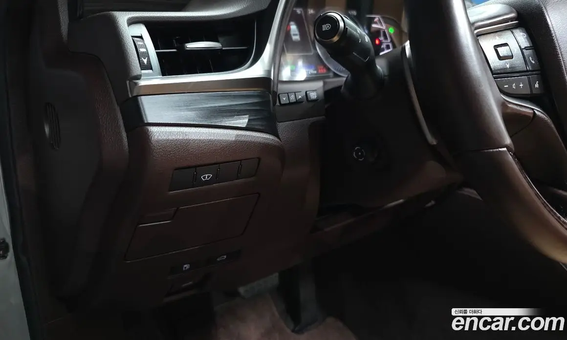 Lexus ES 2021 2.5 автомат (гидро), фото 30 Lexus ES 2021 2.5 автомат (гидро), фото 30