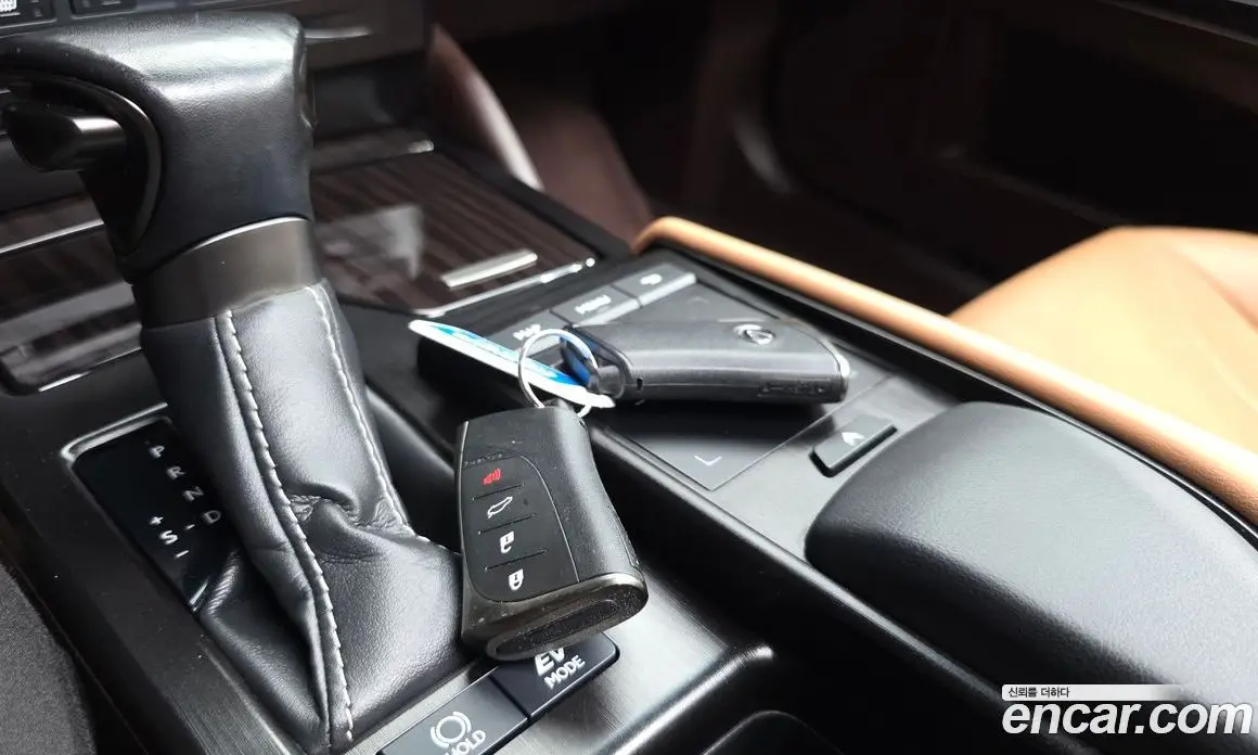 Lexus ES 2021 2.5 автомат (гидро), фото 33 Lexus ES 2021 2.5 автомат (гидро), фото 33