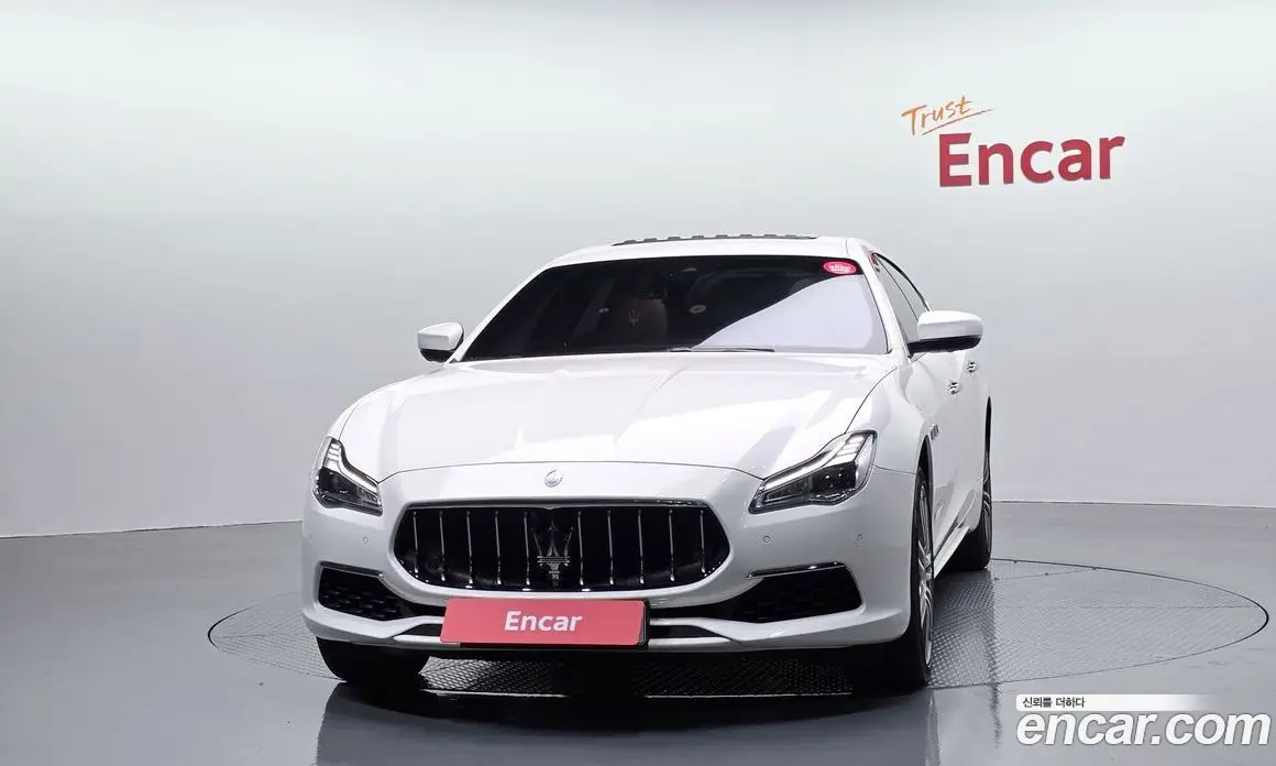 Maserati Quattroporte 2018 3.0 автомат (гидро), фото 3 Maserati Quattroporte 2018 3.0 автомат (гидро), фото 3
