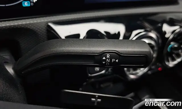 Mercedes-Benz A-Class 2024 2.0 автомат (гидро), миниатюра 11