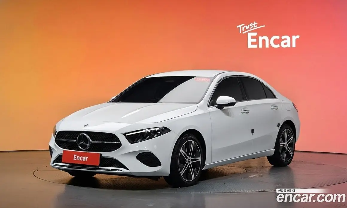 Mercedes-Benz A-Class 2024 2.0 автомат (гидро), фото 31
