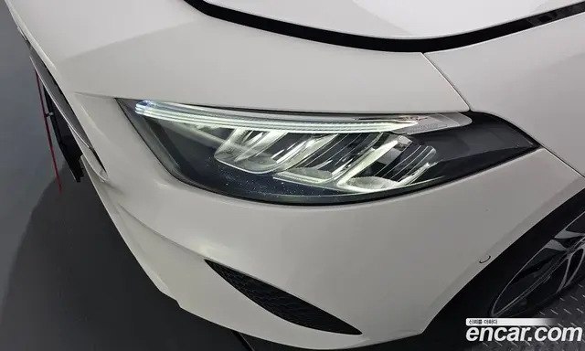 Mercedes-Benz A-Class 2024 2.0 автомат (гидро), миниатюра 7