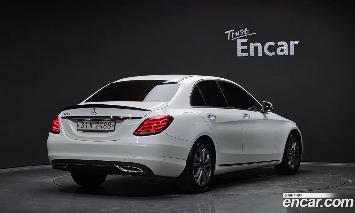 Mercedes-Benz C-Class 2017 2.1 автомат (гидро), фото 2 Mercedes-Benz C-Class 2017 2.1 автомат (гидро), фото 2