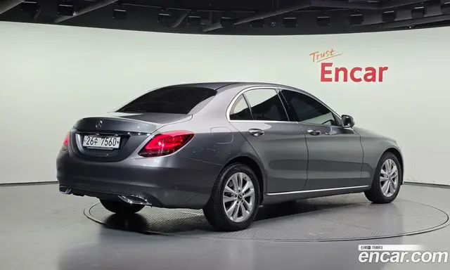 Mercedes-Benz C-Class 2019 1.9 автомат (гидро), миниатюра 2