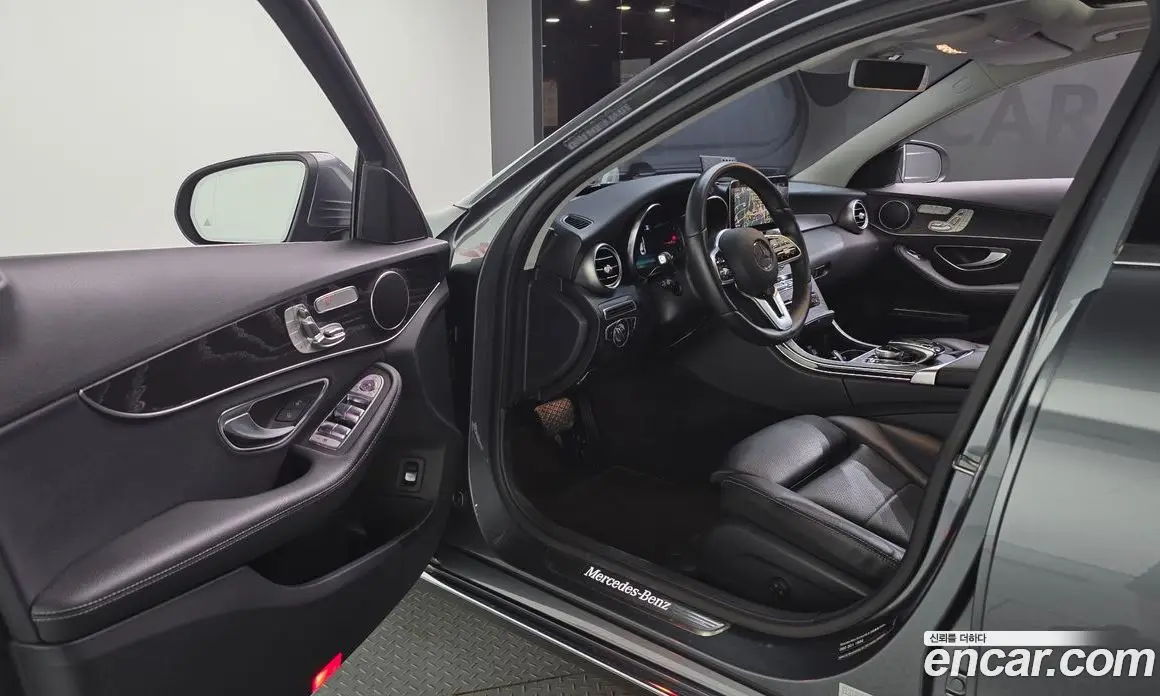 Mercedes-Benz C-Class 2019 1.9 автомат (гидро), фото 13