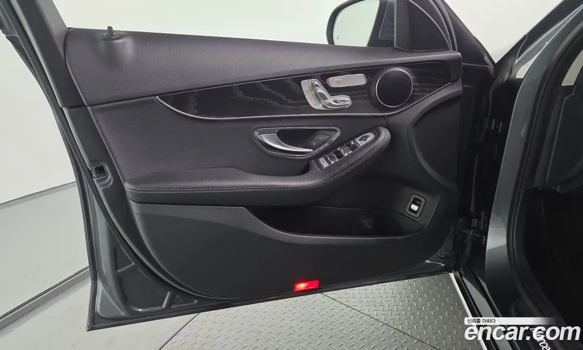 Mercedes-Benz C-Class 2019 1.9 автомат (гидро), фото 14