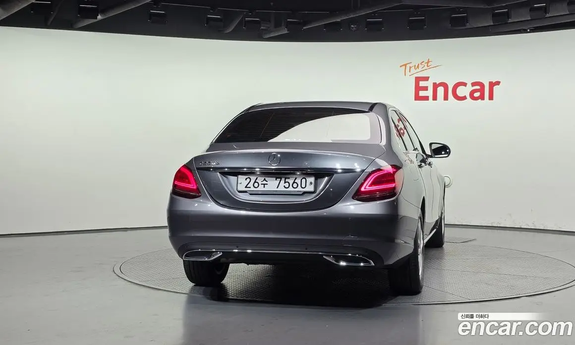 Mercedes-Benz C-Class 2019 1.9 автомат (гидро), фото 4