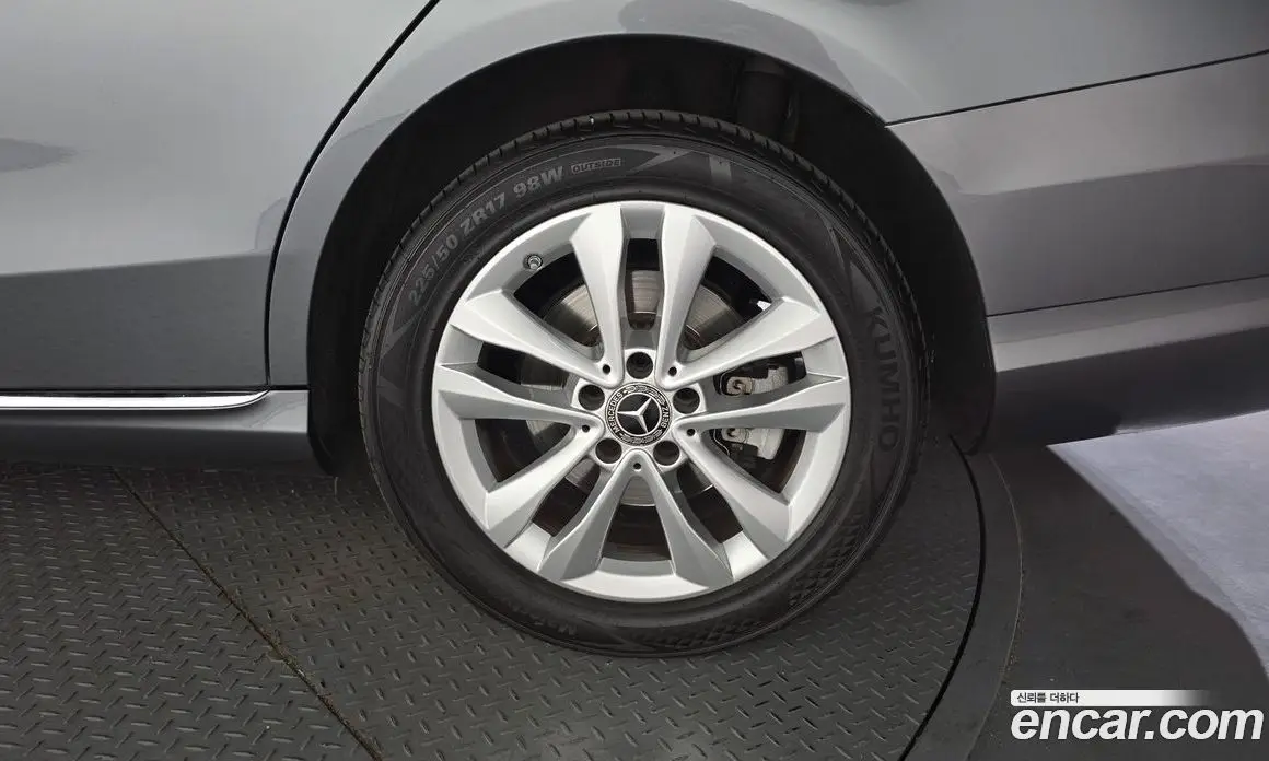 Mercedes-Benz C-Class 2019 1.9 автомат (гидро), фото 7