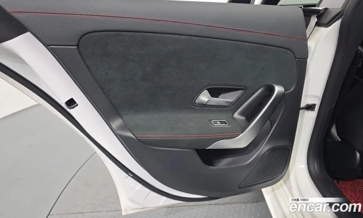 Mercedes-Benz CLA-Class 2021 2.0 автомат (гидро), фото 15 Mercedes-Benz CLA-Class 2021 2.0 автомат (гидро), фото 15