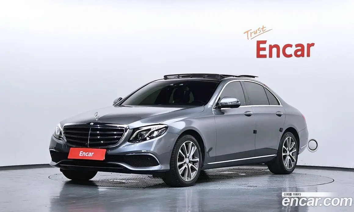 Mercedes-Benz E-Class 2016 2.0 автомат (гидро), фото 1 Mercedes-Benz E-Class 2016 2.0 автомат (гидро), фото 1