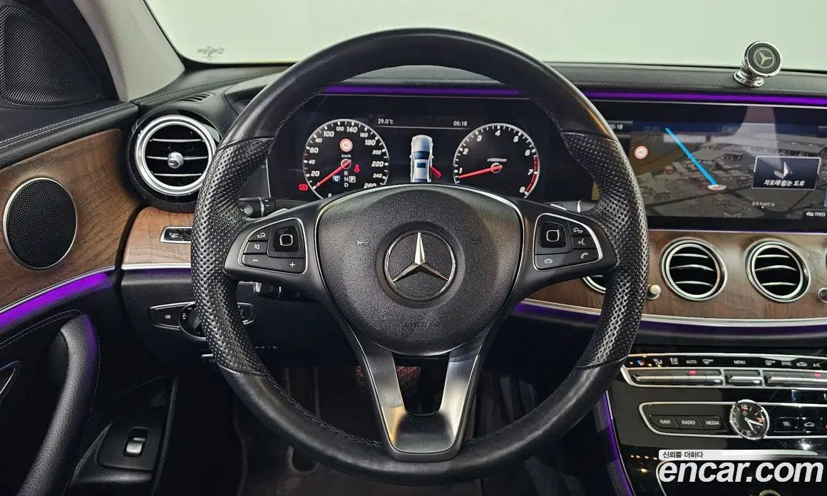 Mercedes-Benz E-Class 2016 2.0 автомат (гидро), фото 13 Mercedes-Benz E-Class 2016 2.0 автомат (гидро), фото 13
