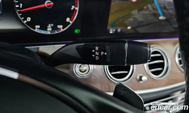 Mercedes-Benz E-Class 2016 2.0 автомат (гидро), миниатюра 9 Mercedes-Benz E-Class 2016 2.0 автомат (гидро), миниатюра 9