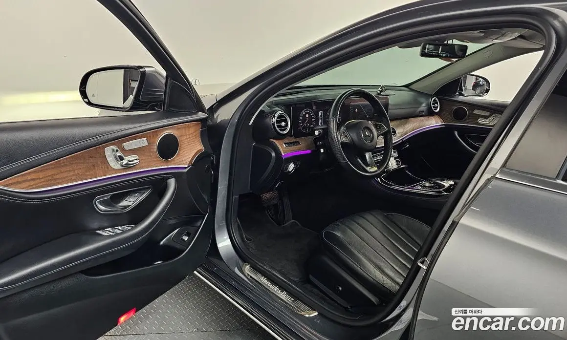 Mercedes-Benz E-Class 2016 2.0 автомат (гидро), фото 10 Mercedes-Benz E-Class 2016 2.0 автомат (гидро), фото 10