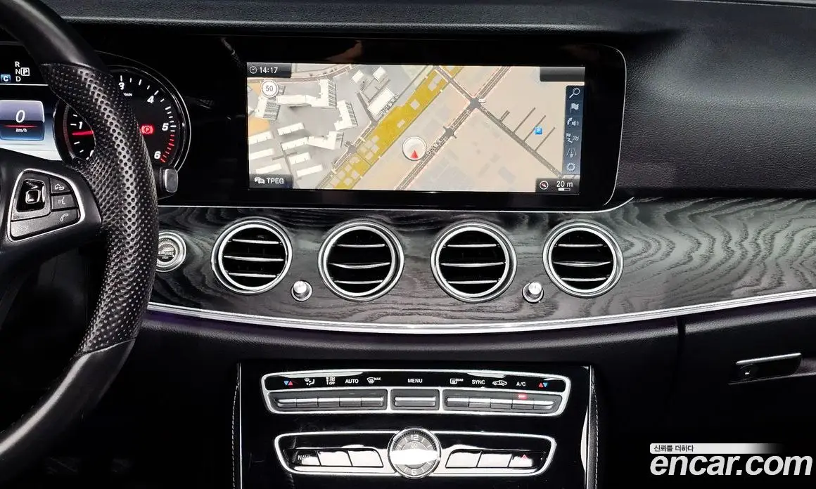 Mercedes-Benz E-Class 2016 1.9 автомат (гидро), фото 20 Mercedes-Benz E-Class 2016 1.9 автомат (гидро), фото 20
