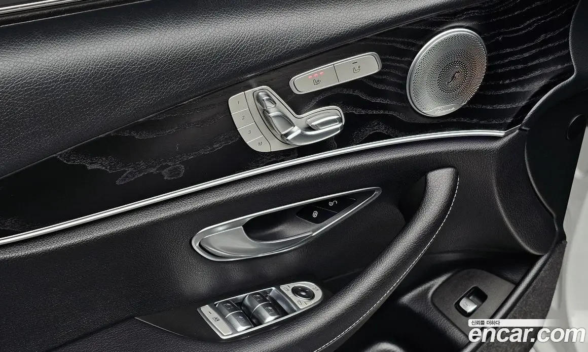 Mercedes-Benz E-Class 2016 1.9 автомат (гидро), фото 22 Mercedes-Benz E-Class 2016 1.9 автомат (гидро), фото 22