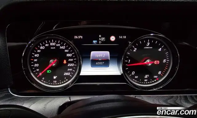 Mercedes-Benz E-Class 2016 1.9 автомат (гидро), миниатюра 10 Mercedes-Benz E-Class 2016 1.9 автомат (гидро), миниатюра 10