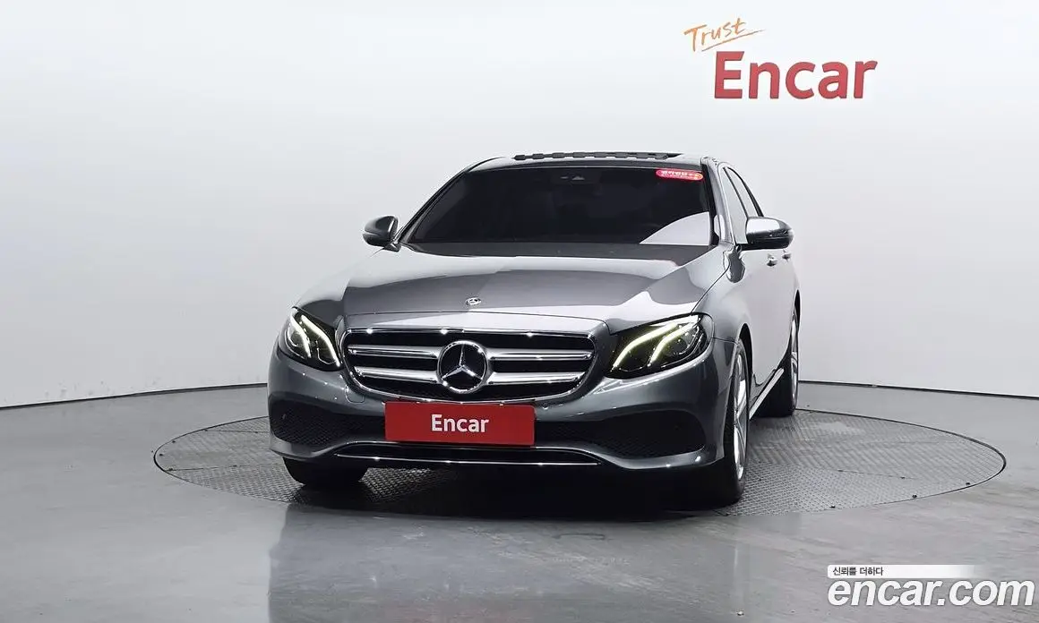 Mercedes-Benz E-Class 2018 2.0 автомат (гидро), фото 2 Mercedes-Benz E-Class 2018 2.0 автомат (гидро), фото 2