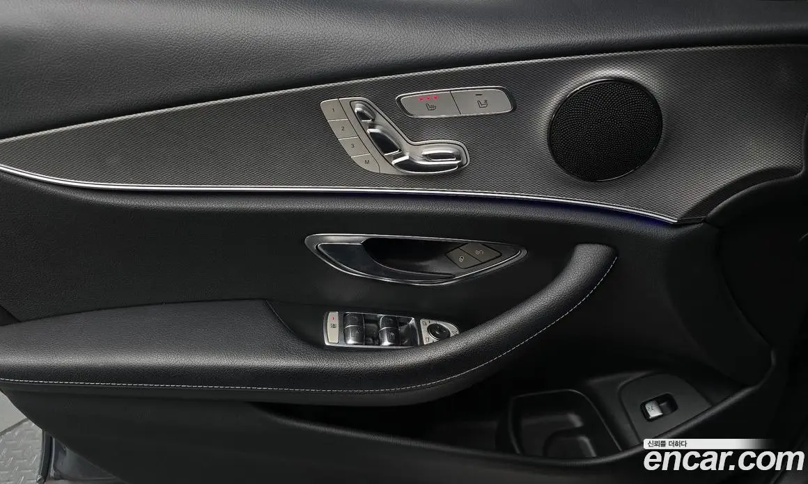 Mercedes-Benz E-Class 2018 2.0 автомат (гидро), фото 13 Mercedes-Benz E-Class 2018 2.0 автомат (гидро), фото 13