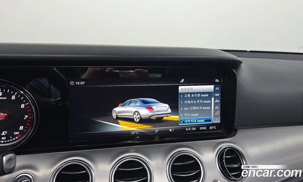 Mercedes-Benz E-Class 2018 2.0 автомат (гидро), фото 21 Mercedes-Benz E-Class 2018 2.0 автомат (гидро), фото 21