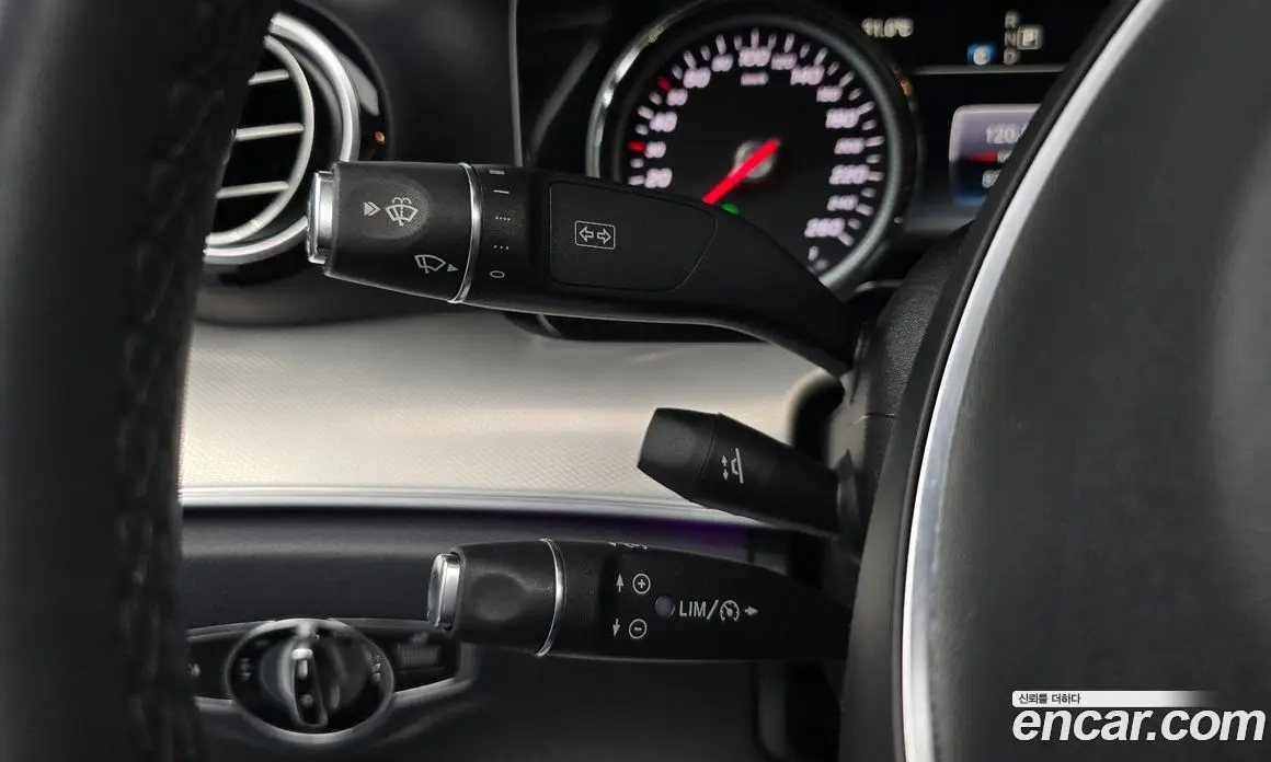 Mercedes-Benz E-Class 2018 2.0 автомат (гидро), фото 23 Mercedes-Benz E-Class 2018 2.0 автомат (гидро), фото 23