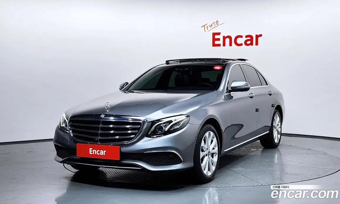 Mercedes-Benz E-Class 2019 2.0 автомат (гидро), фото 1 Mercedes-Benz E-Class 2019 2.0 автомат (гидро), фото 1