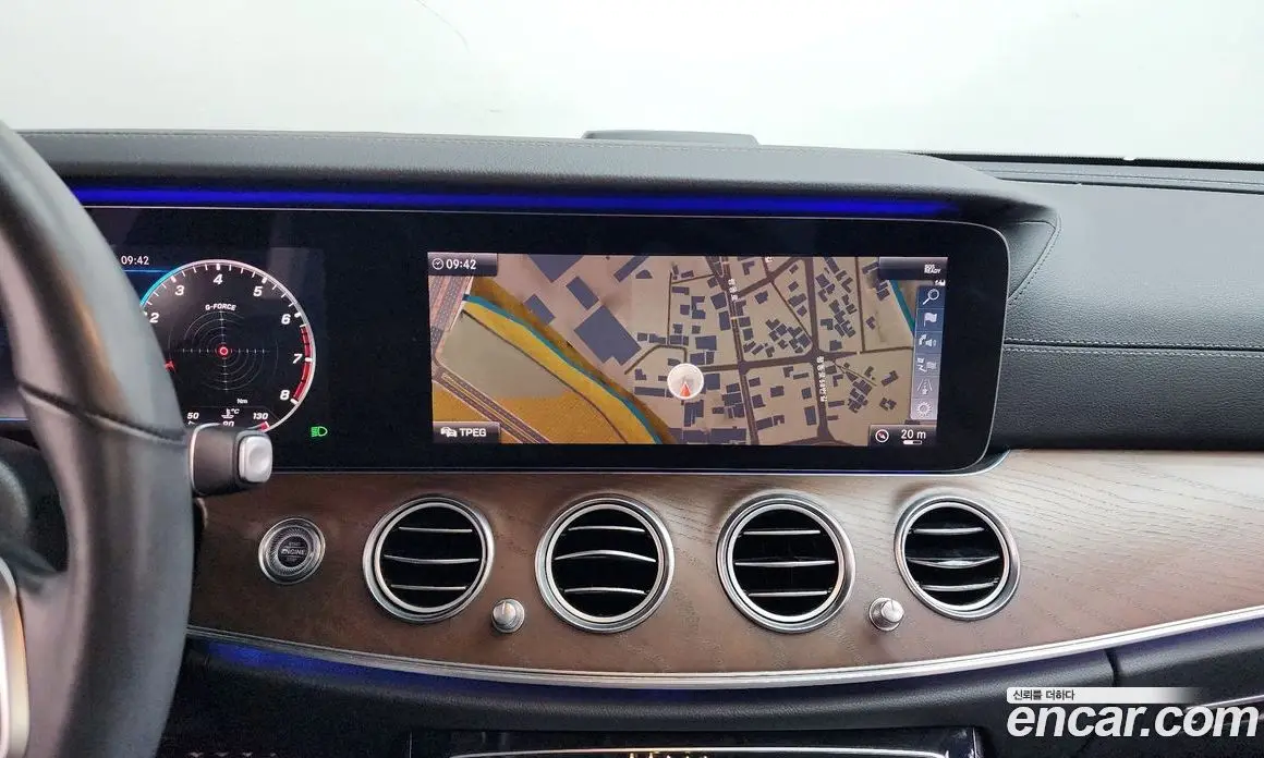 Mercedes-Benz E-Class 2019 2.0 автомат (гидро), фото 18 Mercedes-Benz E-Class 2019 2.0 автомат (гидро), фото 18