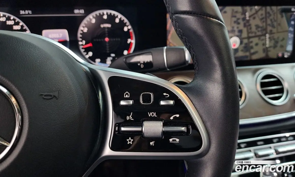 Mercedes-Benz E-Class 2019 2.0 автомат (гидро), фото 21 Mercedes-Benz E-Class 2019 2.0 автомат (гидро), фото 21