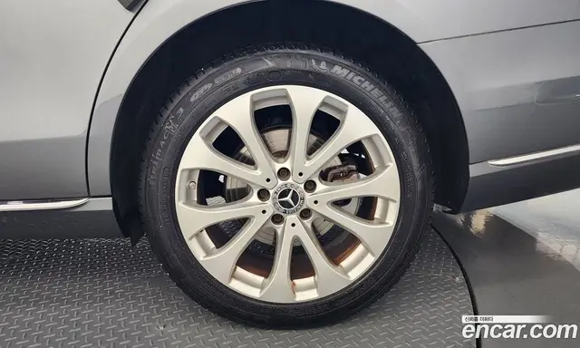 Mercedes-Benz E-Class 2019 2.0 автомат (гидро), миниатюра 7 Mercedes-Benz E-Class 2019 2.0 автомат (гидро), миниатюра 7