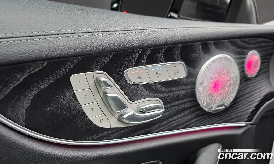 Mercedes-Benz E-Class 2019 1.9 автомат (гидро), фото 29 Mercedes-Benz E-Class 2019 1.9 автомат (гидро), фото 29