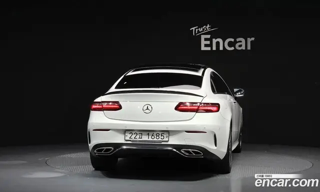 Mercedes-Benz E-Class 2019 1.9 автомат (гидро), миниатюра 4 Mercedes-Benz E-Class 2019 1.9 автомат (гидро), миниатюра 4